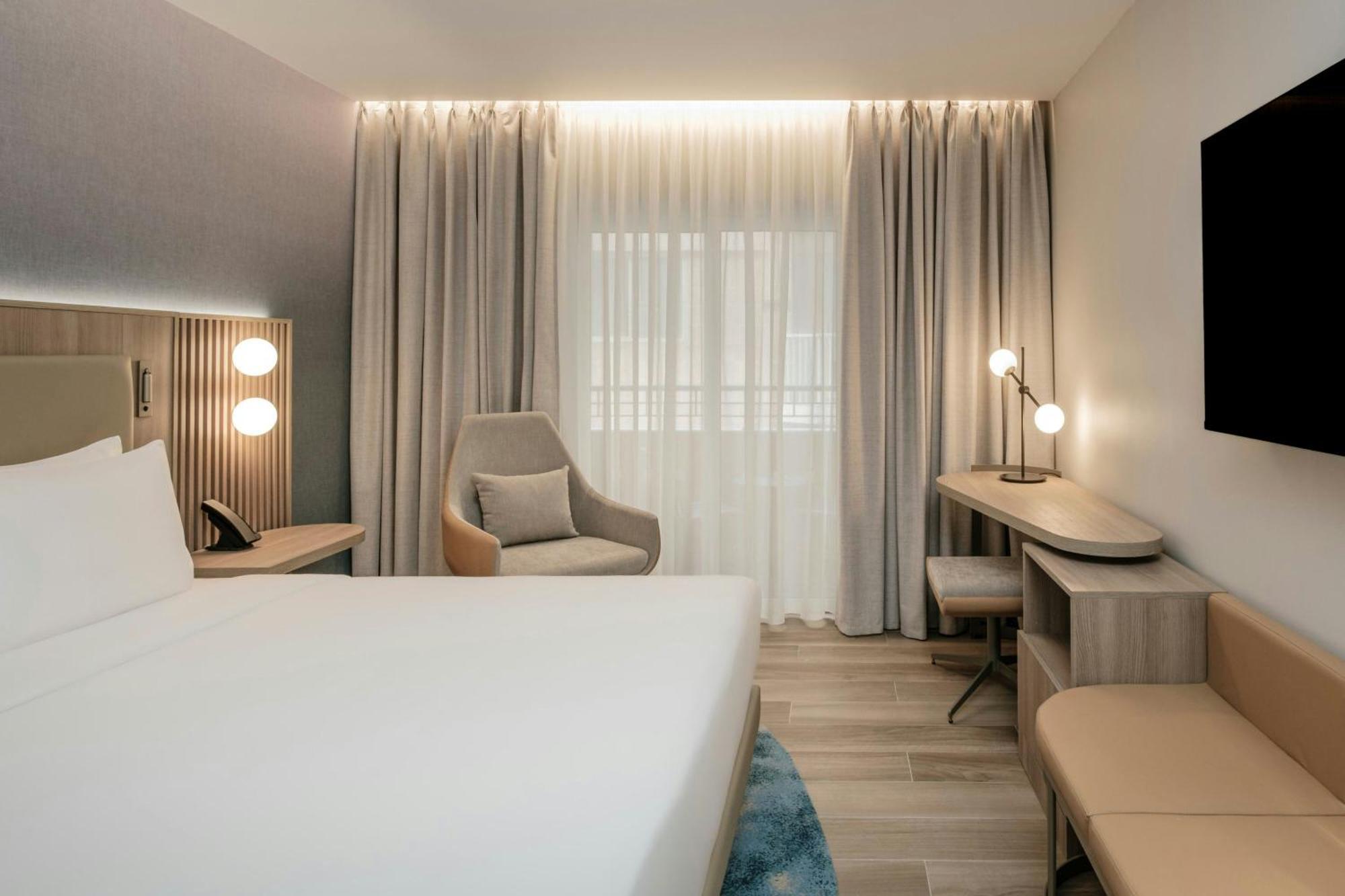 Courtyard By Marriott 4*