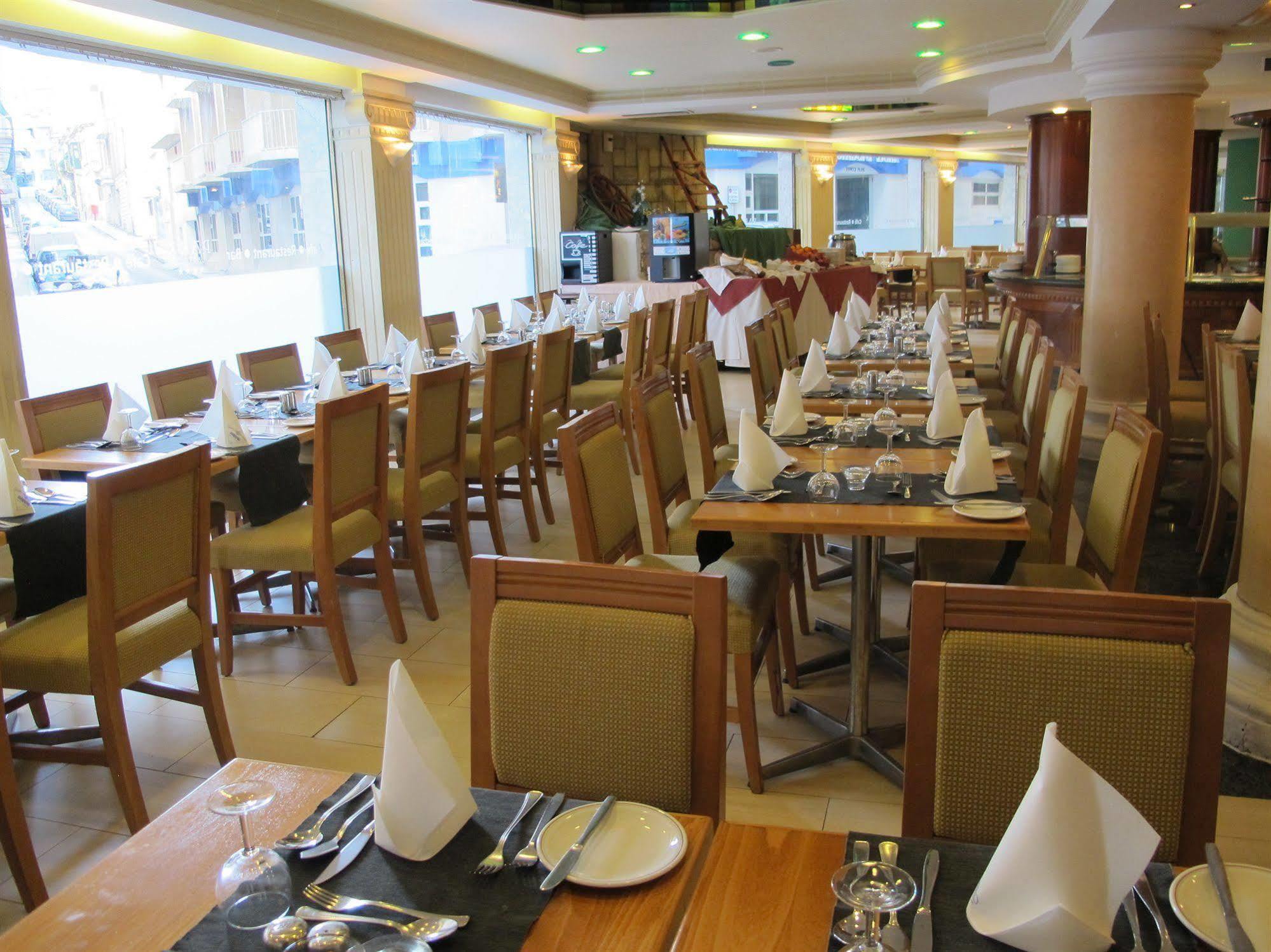 Courtyard By Marriott Hotel