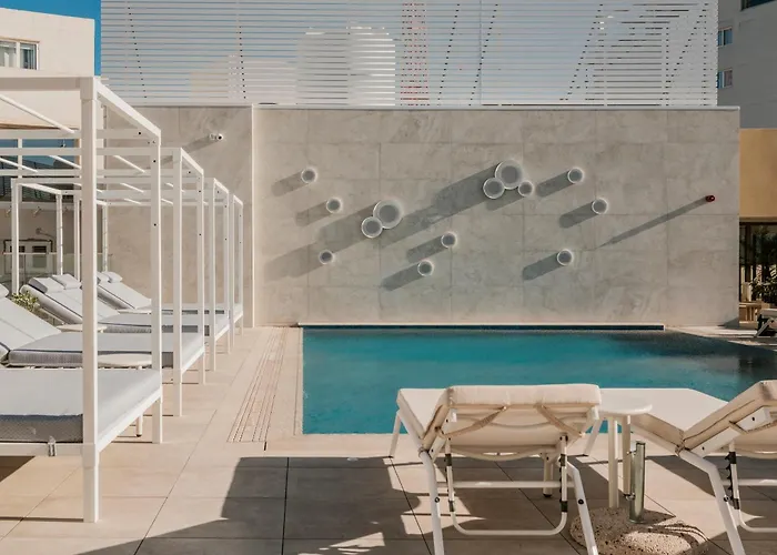 Courtyard By Marriott Sliema