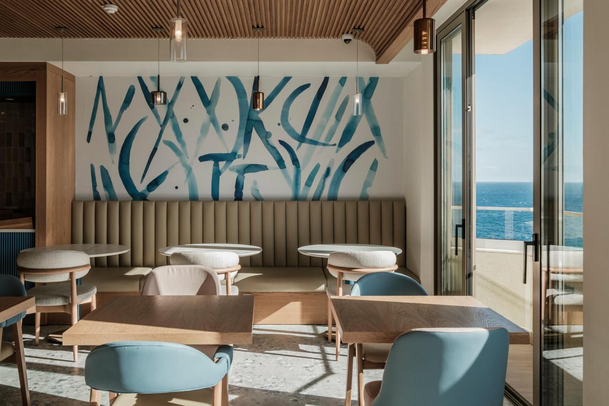 Courtyard By Marriott 4*