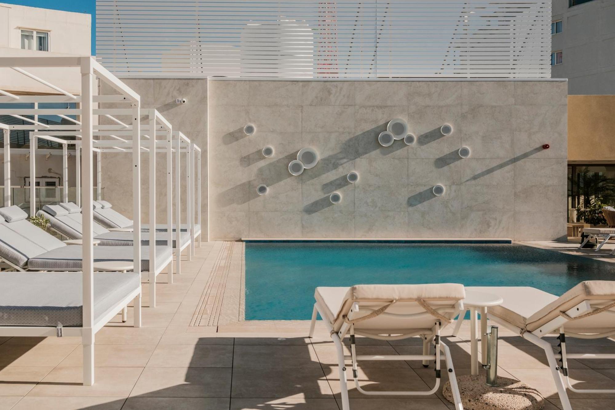 Courtyard By Marriott Hotel Sliema