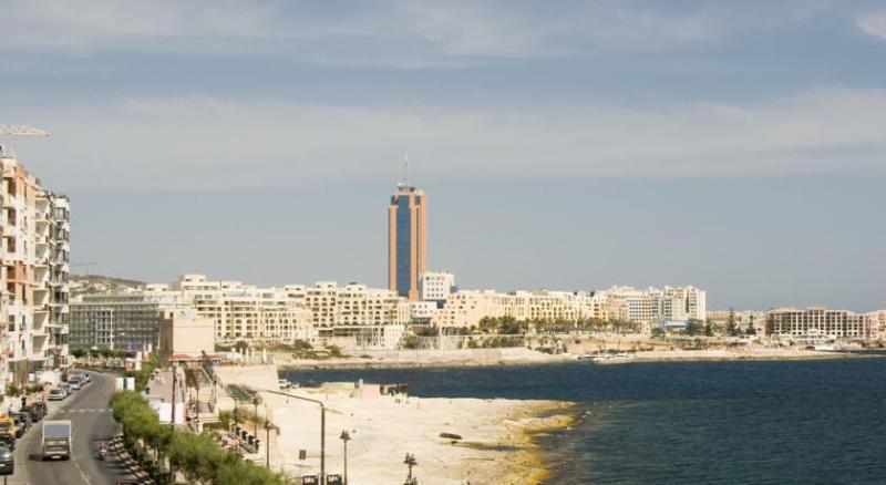 Courtyard By Marriott 4* Sliema