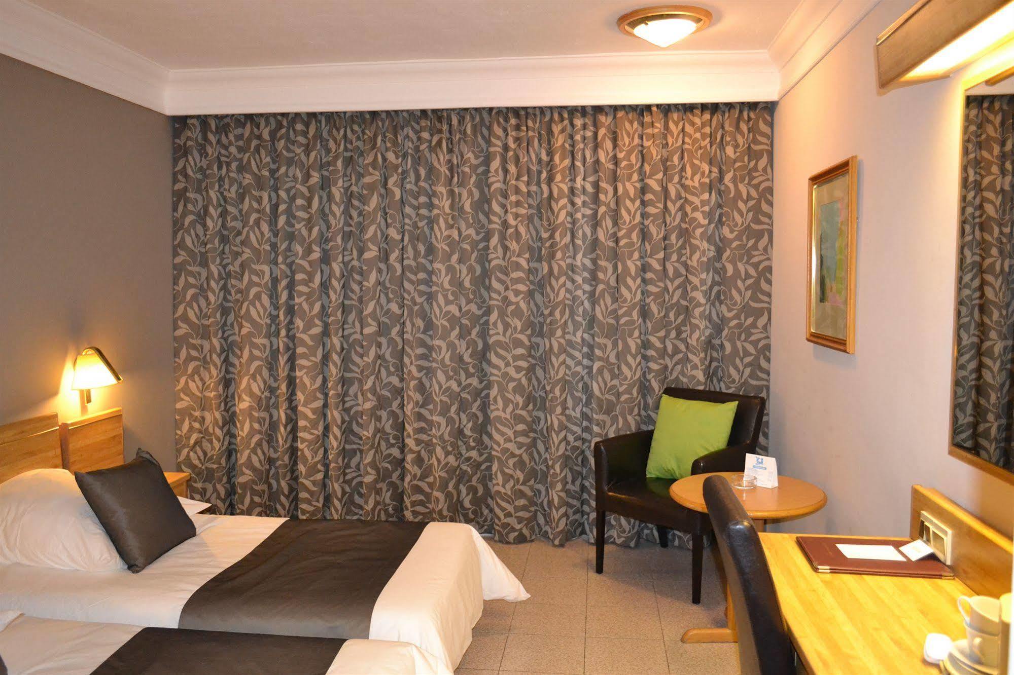 Courtyard By Marriott Sliema