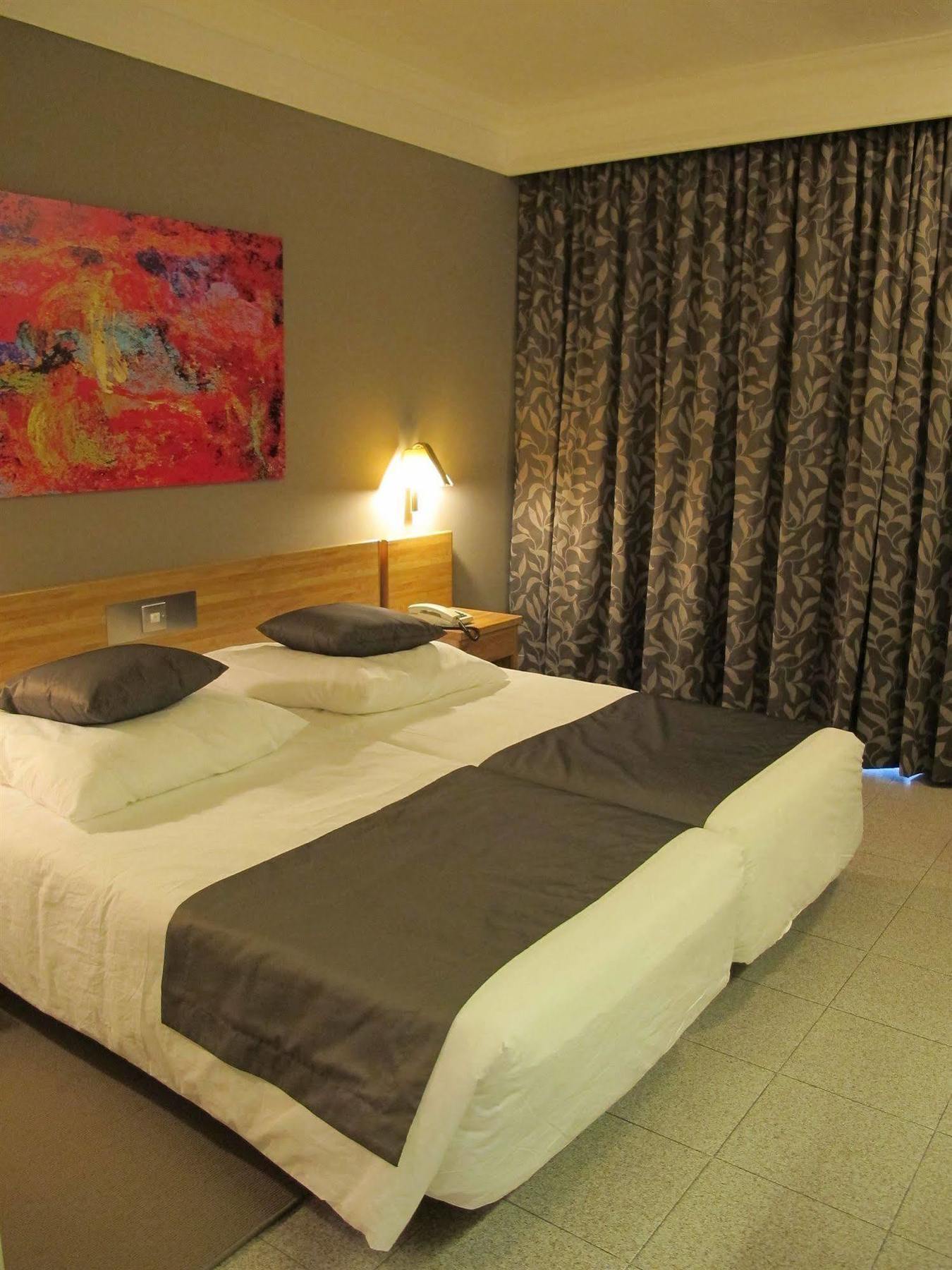 Courtyard By Marriott