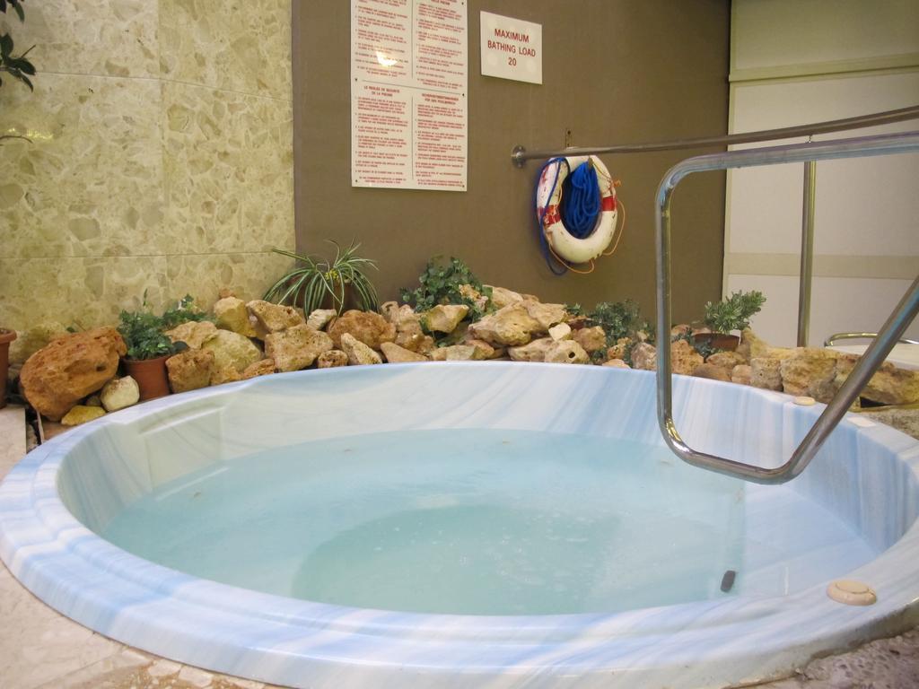 Courtyard By Marriott Hotel Sliema